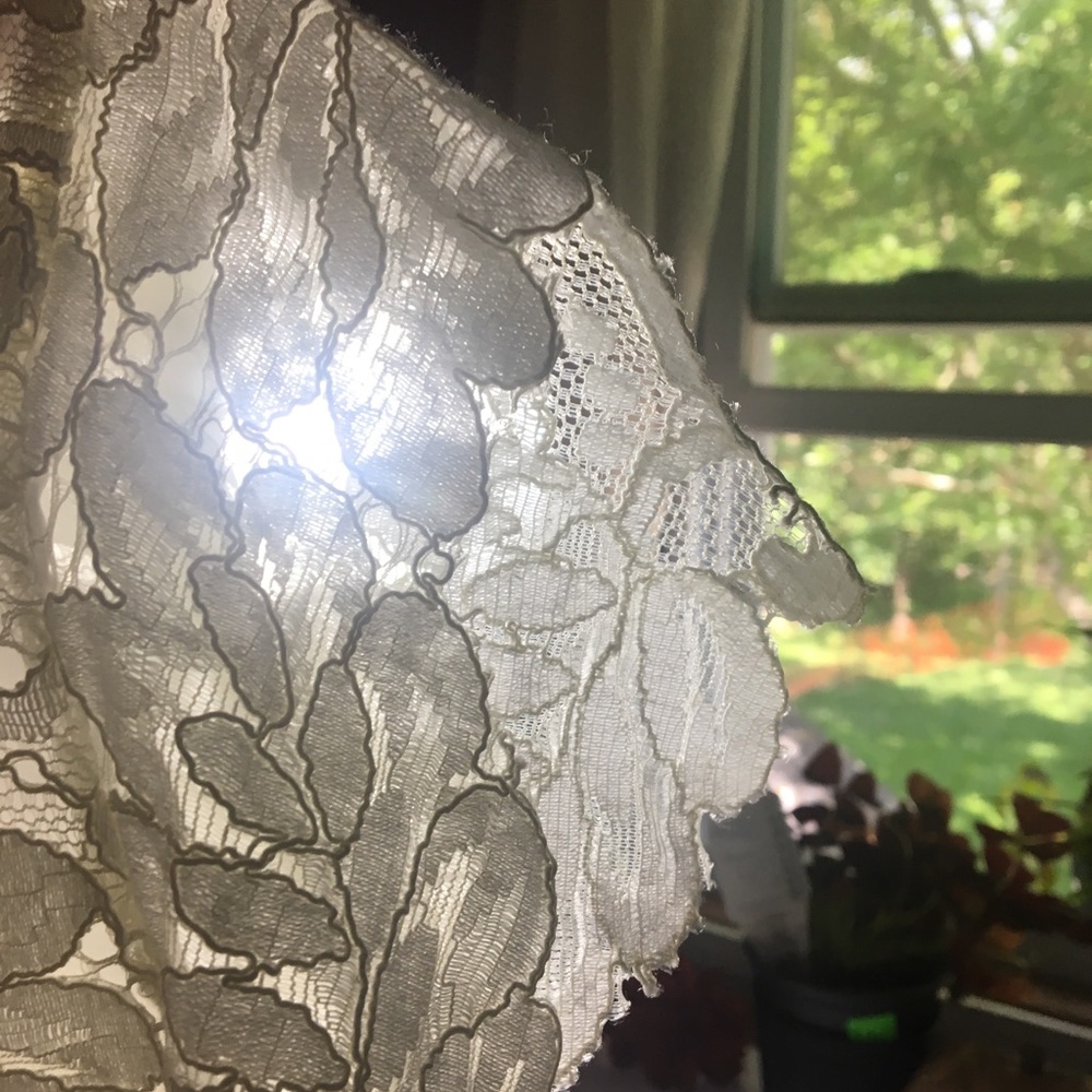 BB Dakota White Lace Dress - Picture 2 of 4